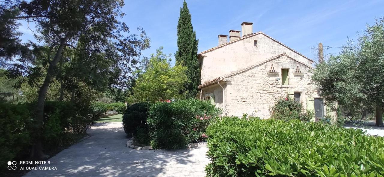 Le Mas Neuf 1752 Arles Dış mekan fotoğraf