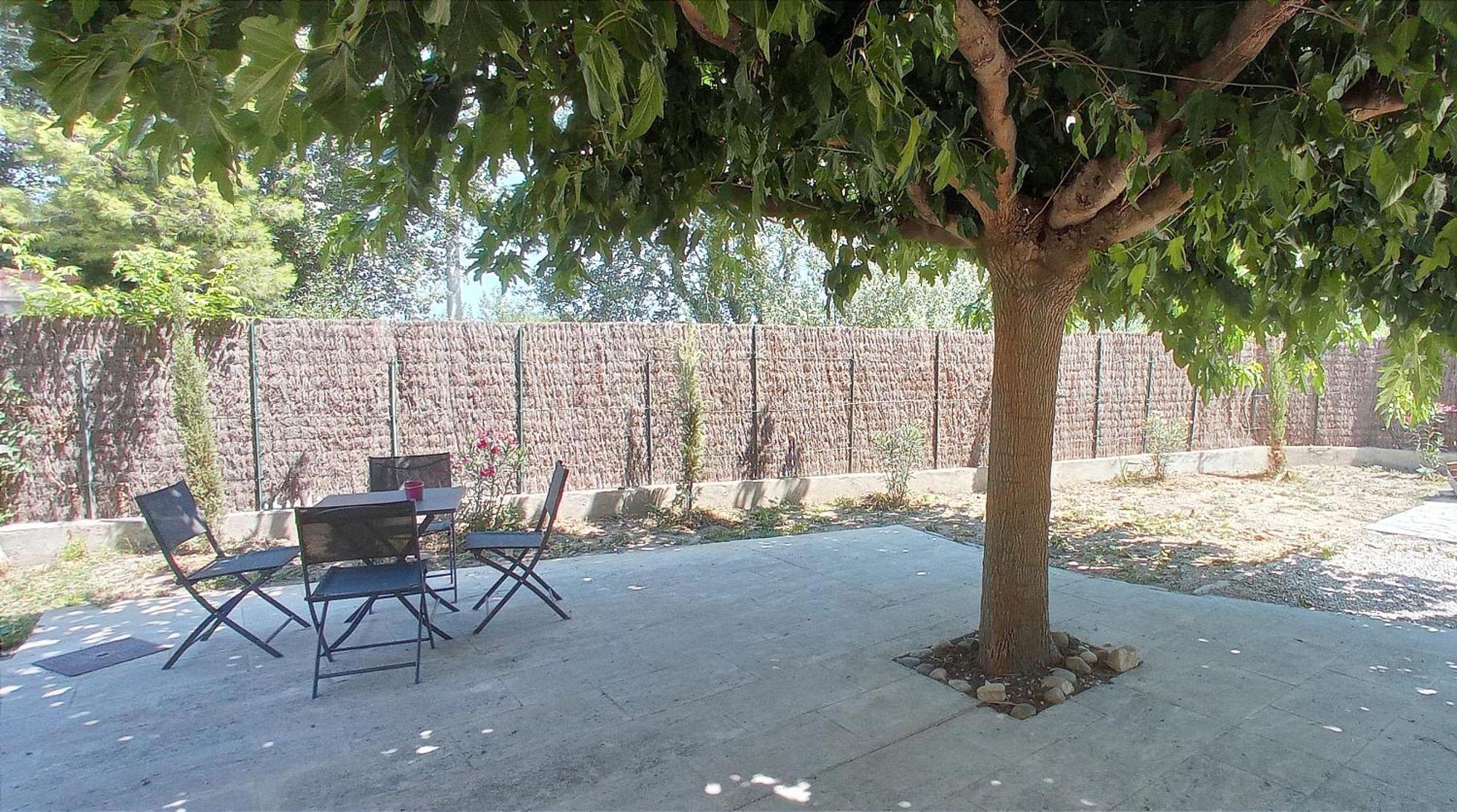 Le Mas Neuf 1752 Arles Oda fotoğraf